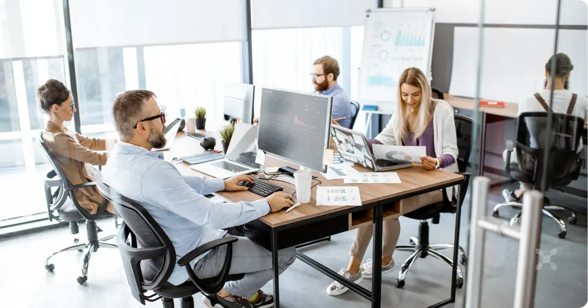 Business leaders looking at the 10 signs they have outgrown Xero